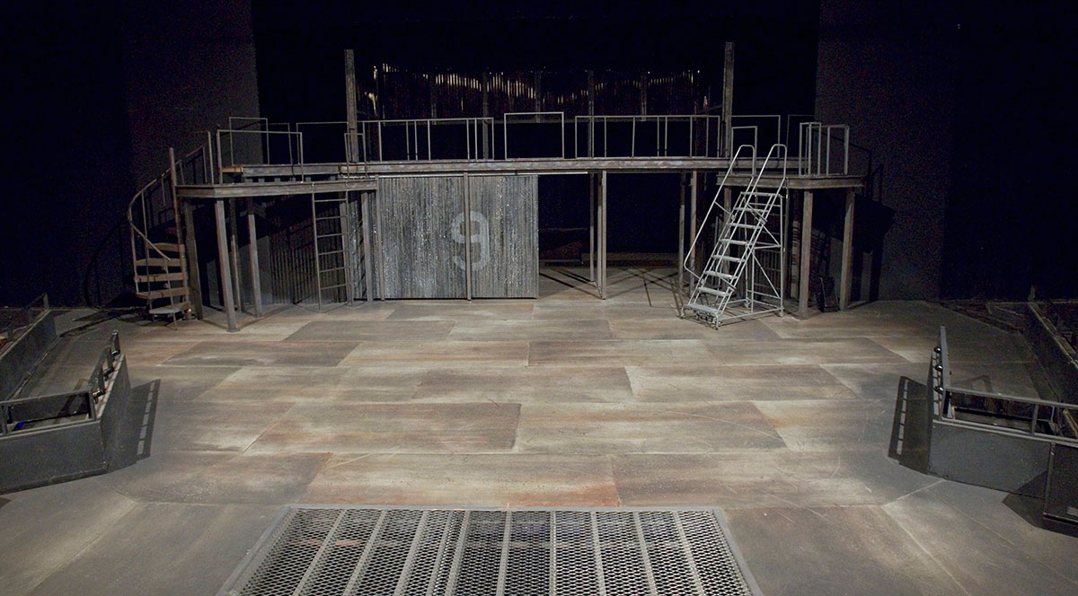 Urinetown Set